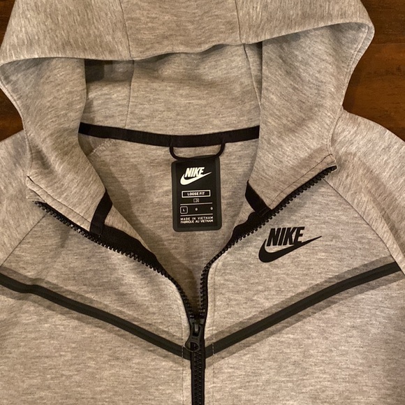 Nike Tech Grey Hoodie & Jogger Set Youth Large - Picture 6 of 11